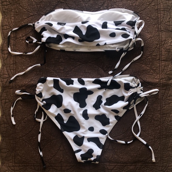 👙 Gently worn Shein swimsuit. Size 0X. - Picture 2 of 3